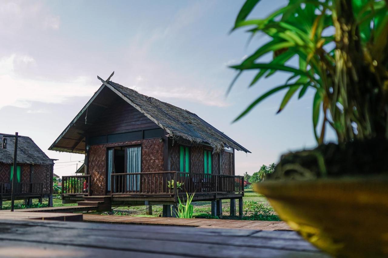 The Gemalai Village Pantai Cenang  Exteriör bild