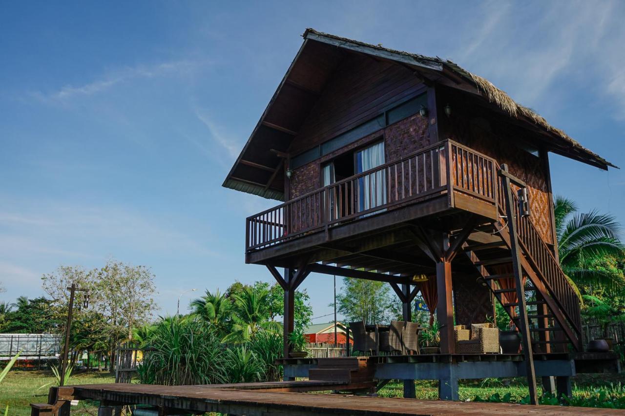 The Gemalai Village Pantai Cenang  Exteriör bild