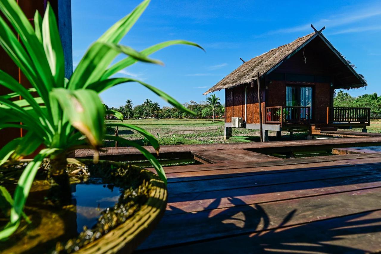 The Gemalai Village Pantai Cenang  Exteriör bild