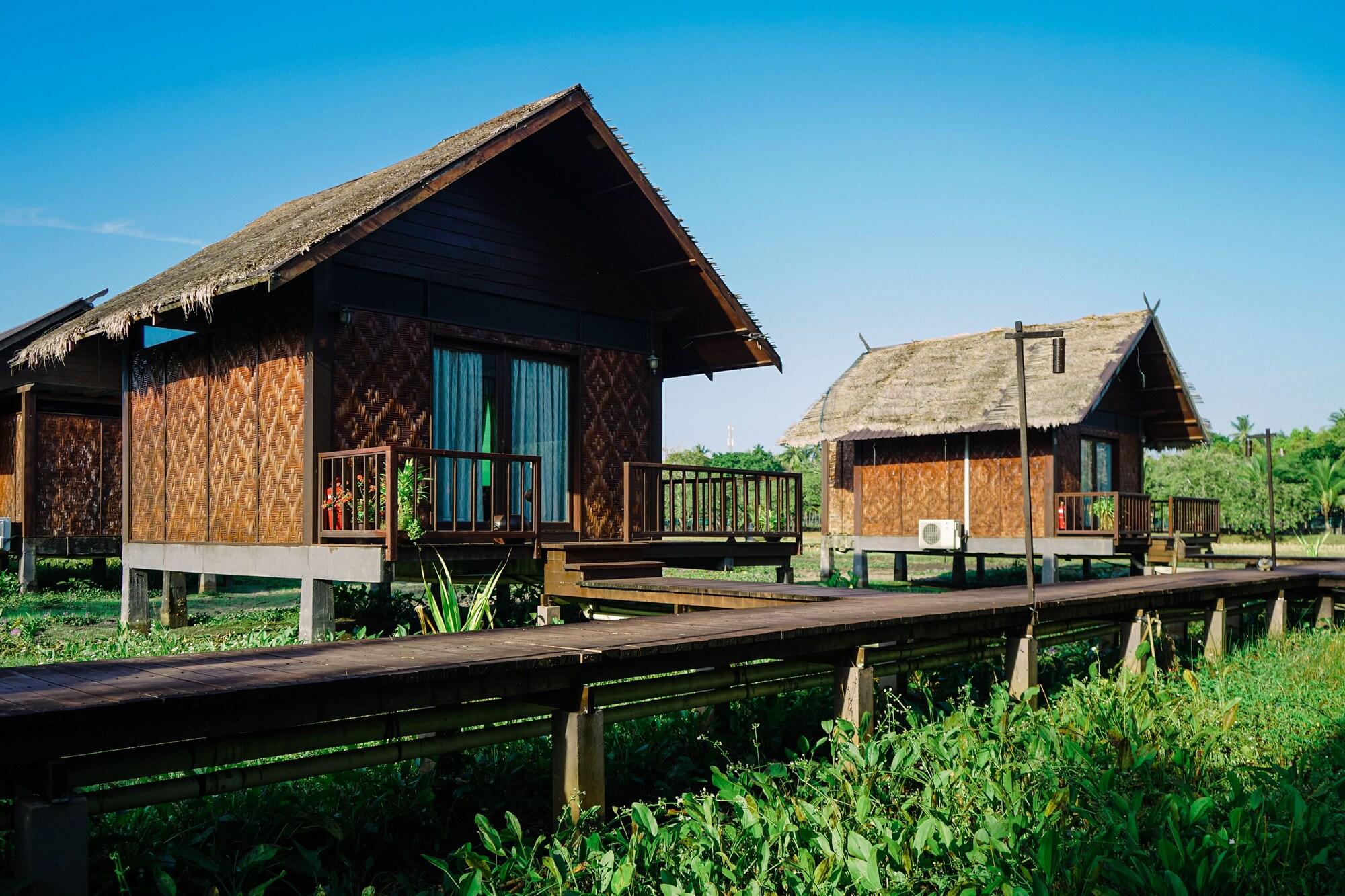 The Gemalai Village Pantai Cenang  Exteriör bild