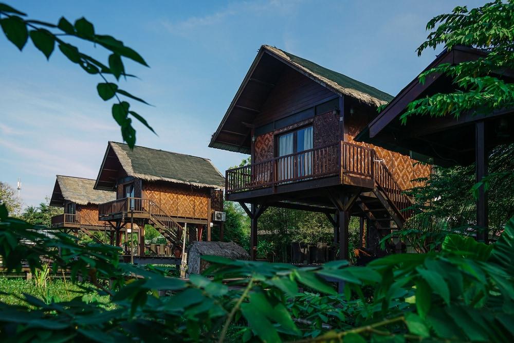The Gemalai Village Pantai Cenang  Exteriör bild